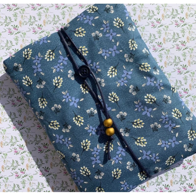 Pochette à livre - Petites fleurs bleues