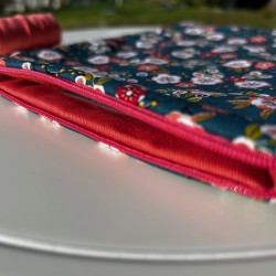 Pochette à livre avec zip - fleurs de cerisier - zip rose - intérieur rose