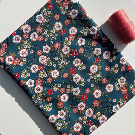 Pochette à livre avec zip - fleurs de cerisier - zip rose Pochette à livre avec zip - fleurs de cerisier - zip rose
