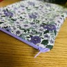 Pochette livre zippée fleurs de romantiques violettes Pochette livre zippée fleurs de romantiques violettes