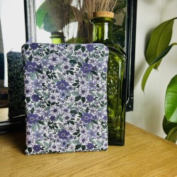 Pochette livre zippée fleurs de romantiques violettes